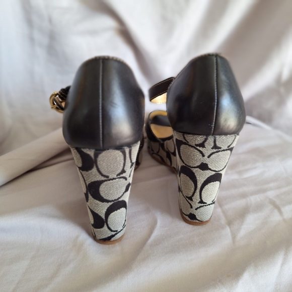 Coach wedges - Picture 4 of 15